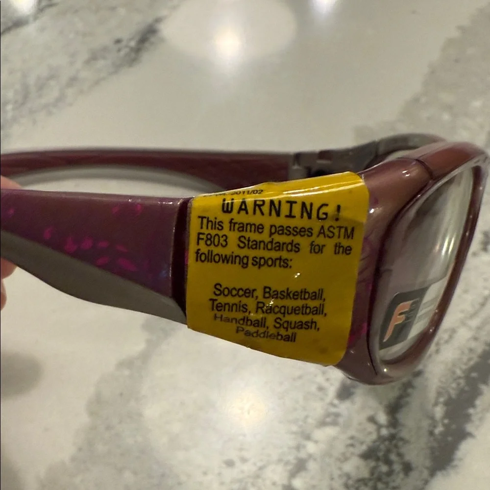 Bolle Kids Sunglasses in Purple